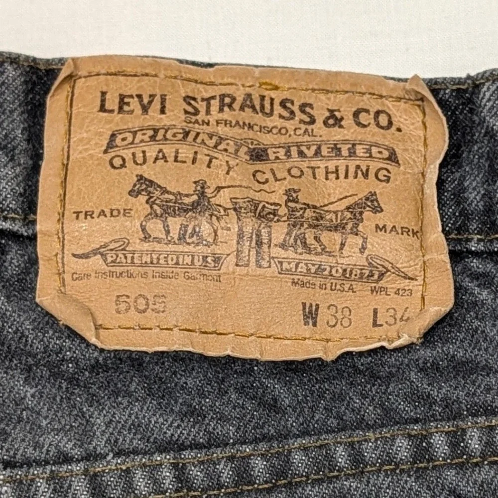 Vintage Levi's 505 Jeans Mens 38x34 Faded Black Straight Leg Denim Made in USA